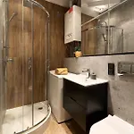 Apartament Zelazna